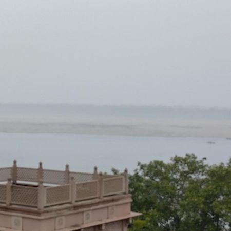 Krishna P. Guest House Varanasi Bagian luar foto